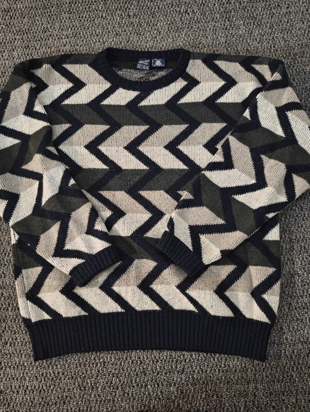 Gant The Rugger Men’s Wool Blue and Cream Chevron Crewneck Vintage Sweater